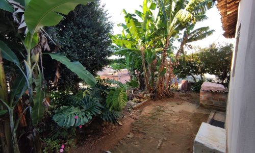 Casa de Esquina no Centro (1)