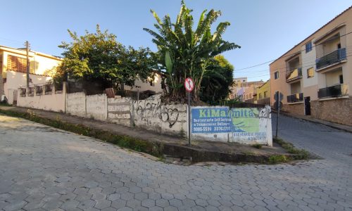 Casa de Esquina no Centro (7)