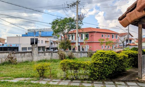 PXL_20251017_184517797.MP~2