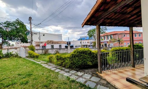 PXL_20251017_184637277.MP~2