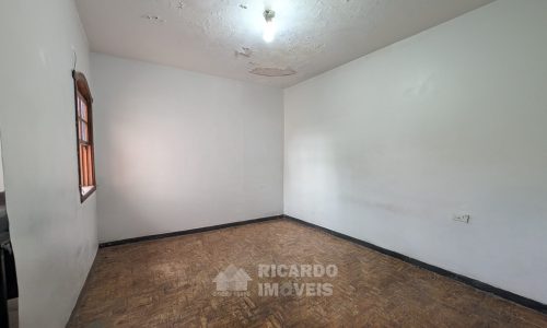 PXL_20251017_184752502.MP~2