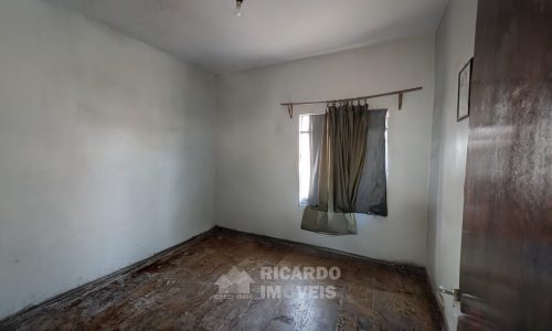 PXL_20251017_184757892.MP~2