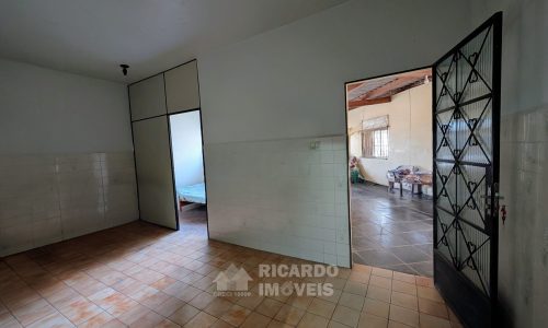 PXL_20251017_184812092.MP~2