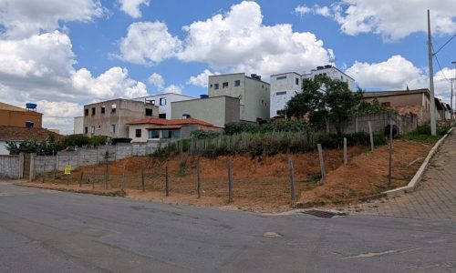 PXL_20251121_163121823.MP~2