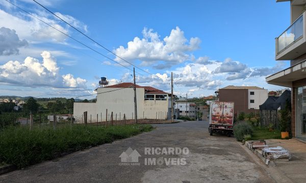 PXL_20260109_195040598.MP