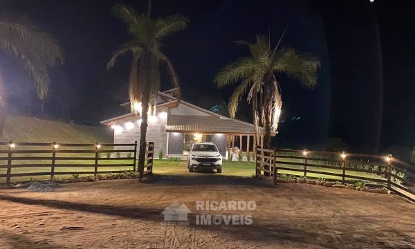 Sítio Vista Das Gamelas (18)